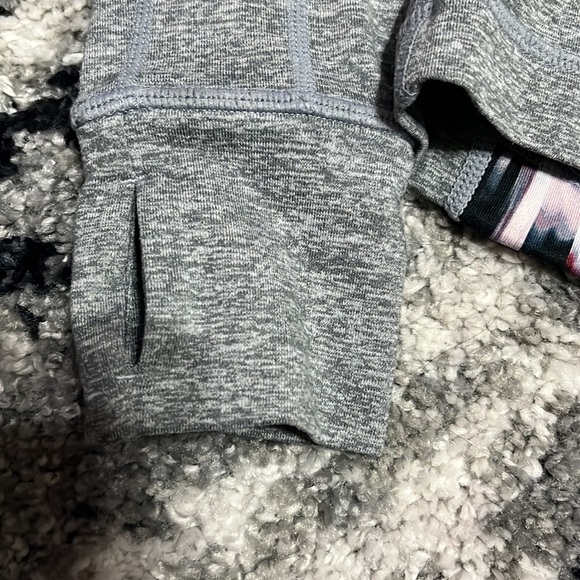 Zella jacket - Picture 7 of 7